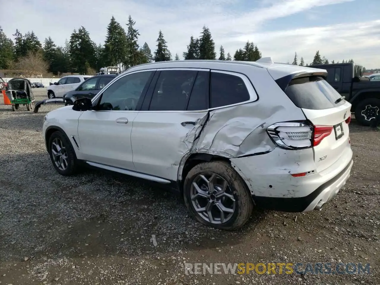 2 Photograph of a damaged car 5UXTY5C0XLLT32740 BMW X3 2020