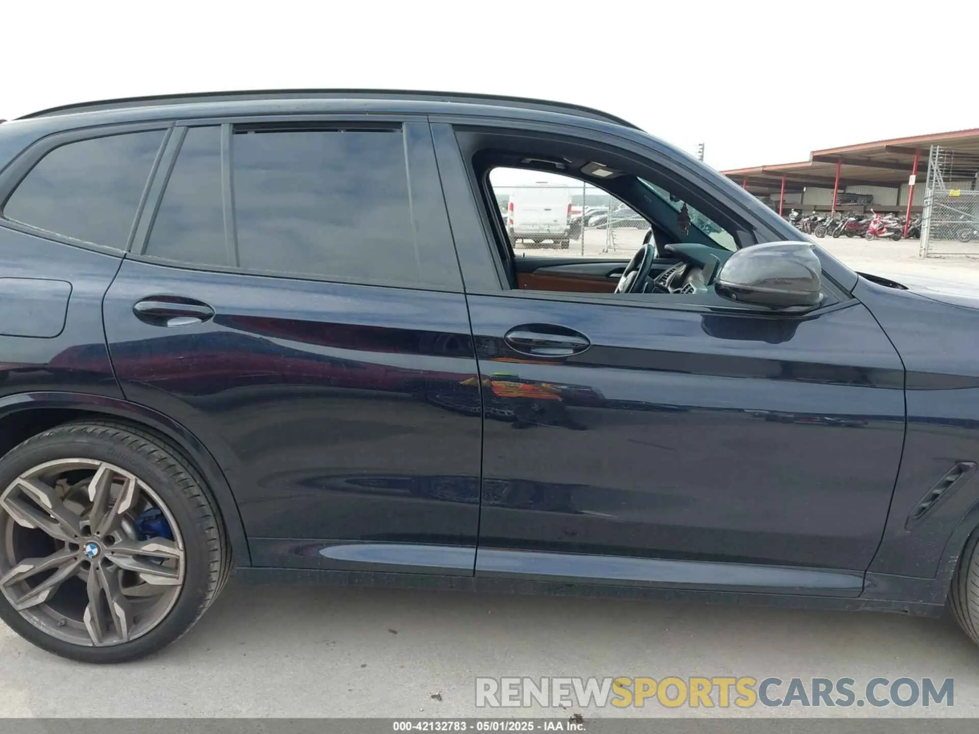 13 Photograph of a damaged car 5UXTY9C04L9C19082 BMW X3 2020