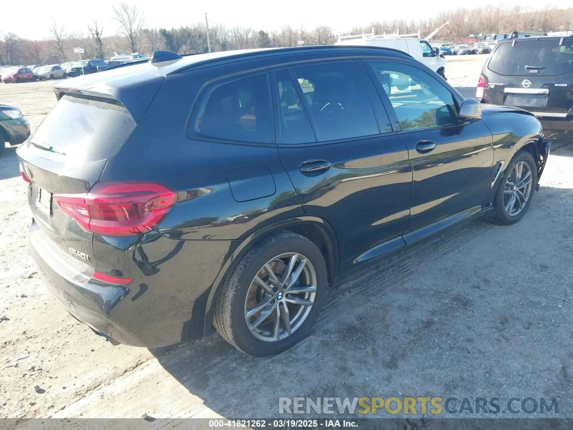 4 Photograph of a damaged car 5UXTY9C04LL304634 BMW X3 2020