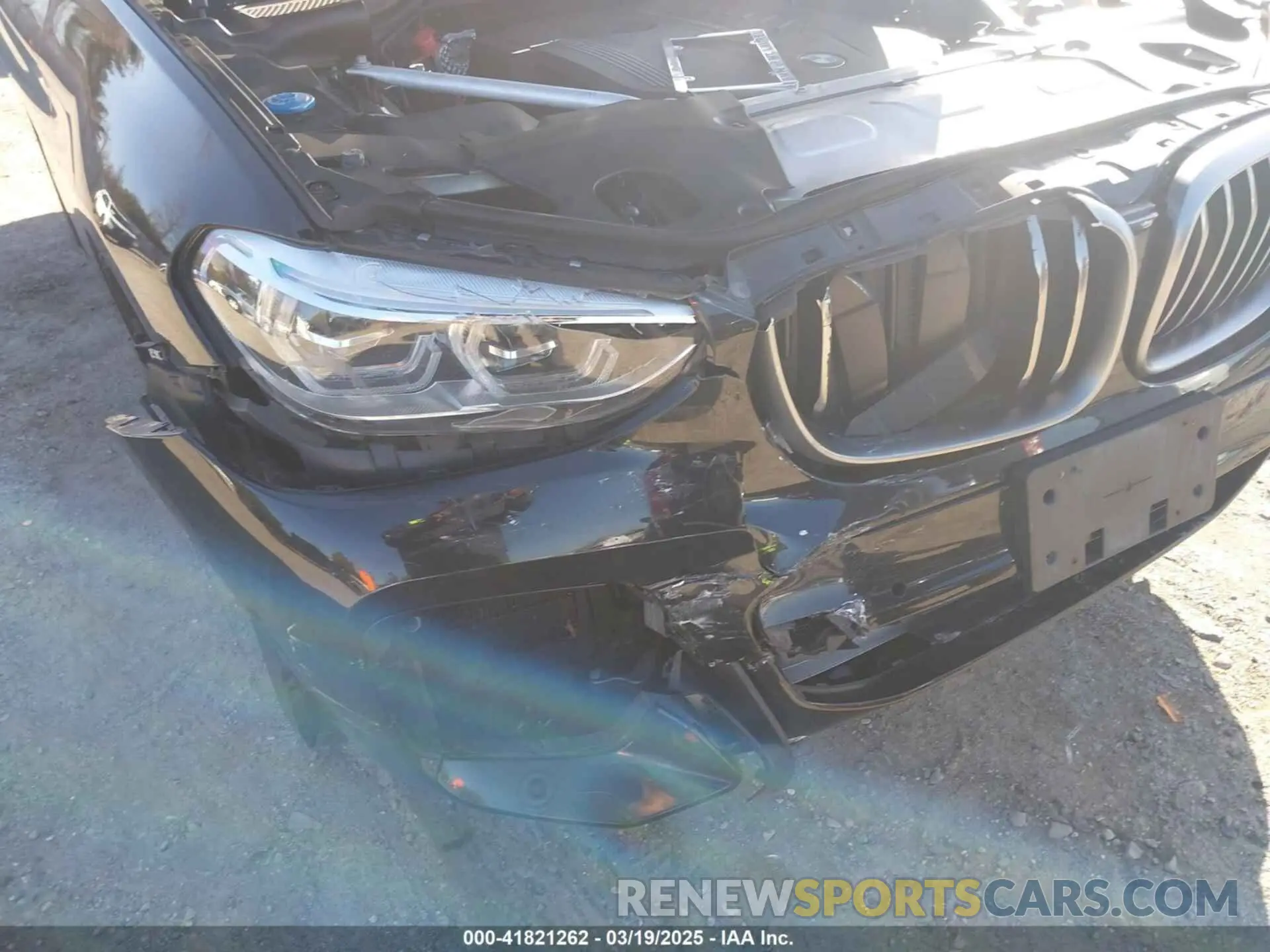 6 Photograph of a damaged car 5UXTY9C04LL304634 BMW X3 2020