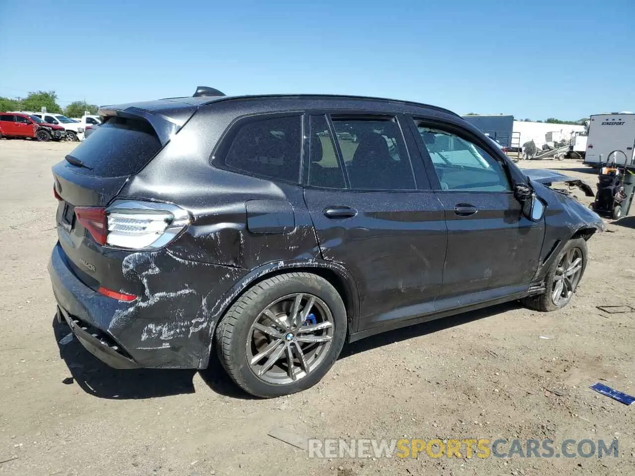 3 Photograph of a damaged car 5UXTY9C06LLE59818 BMW X3 2020