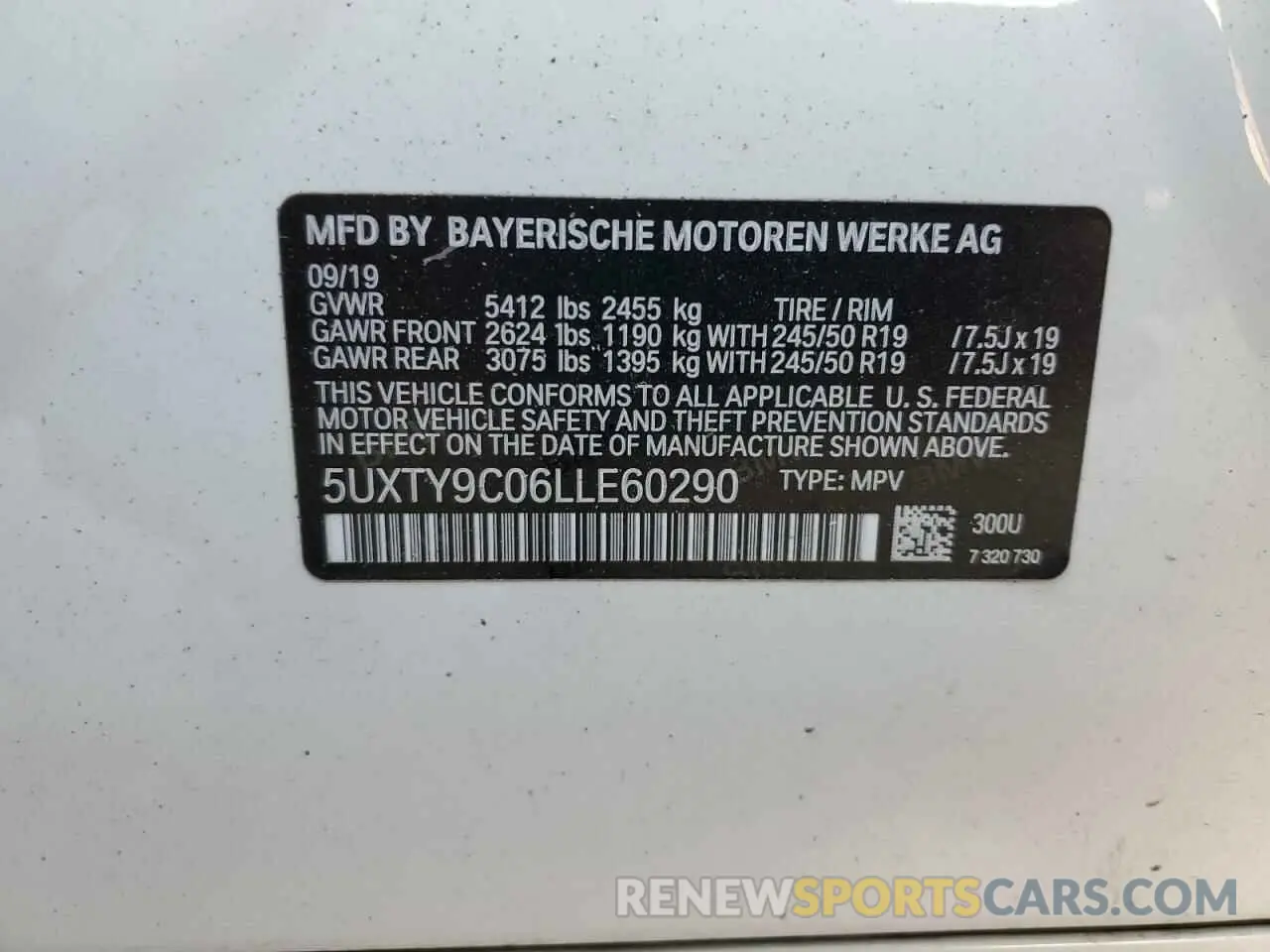 13 Photograph of a damaged car 5UXTY9C06LLE60290 BMW X3 2020