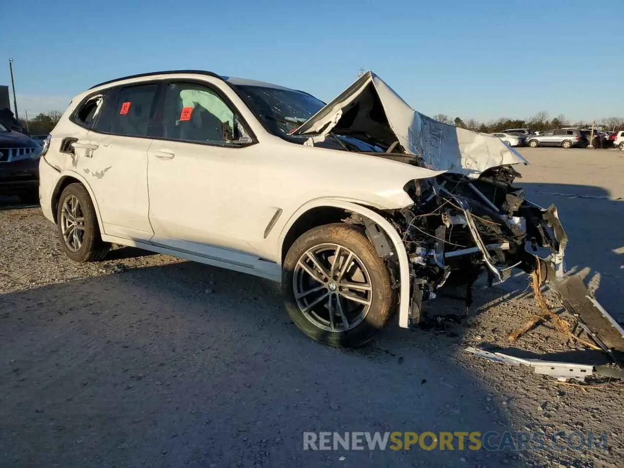4 Photograph of a damaged car 5UXTY9C06LLE60290 BMW X3 2020
