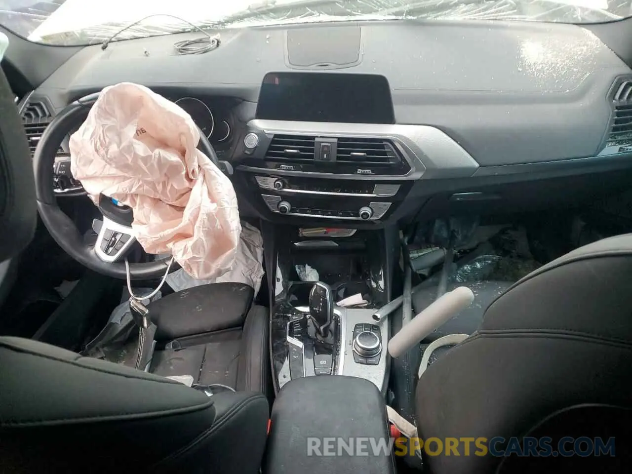 8 Photograph of a damaged car 5UXTY9C06LLE60290 BMW X3 2020