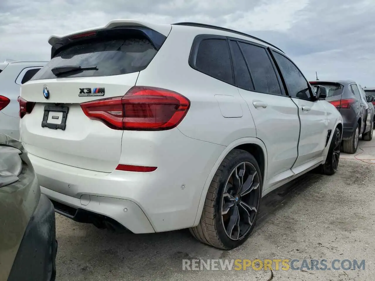 3 Photograph of a damaged car 5YMTS0C01L9B87956 BMW X3 2020