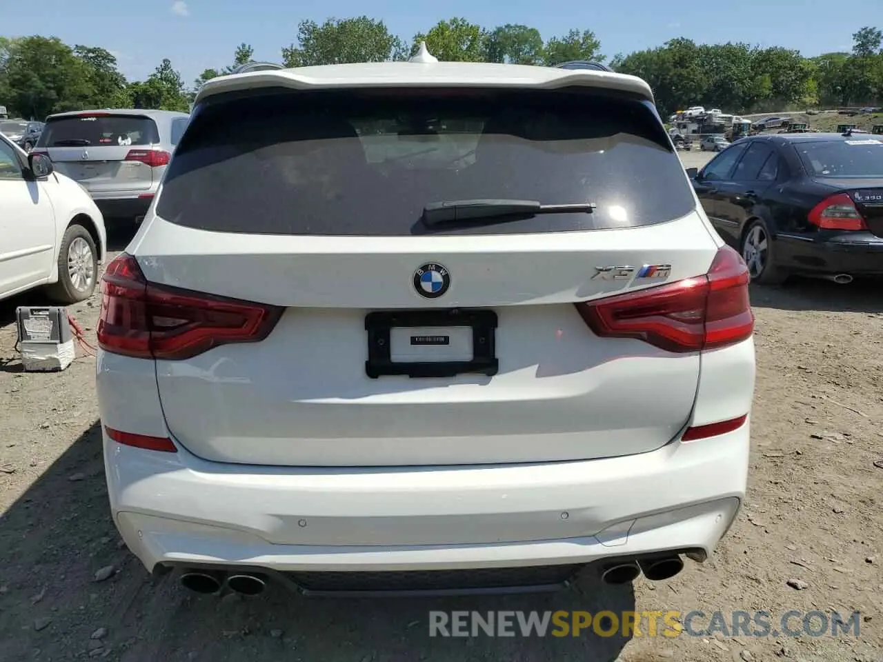 6 Photograph of a damaged car 5YMTS0C04L9B75915 BMW X3 2020