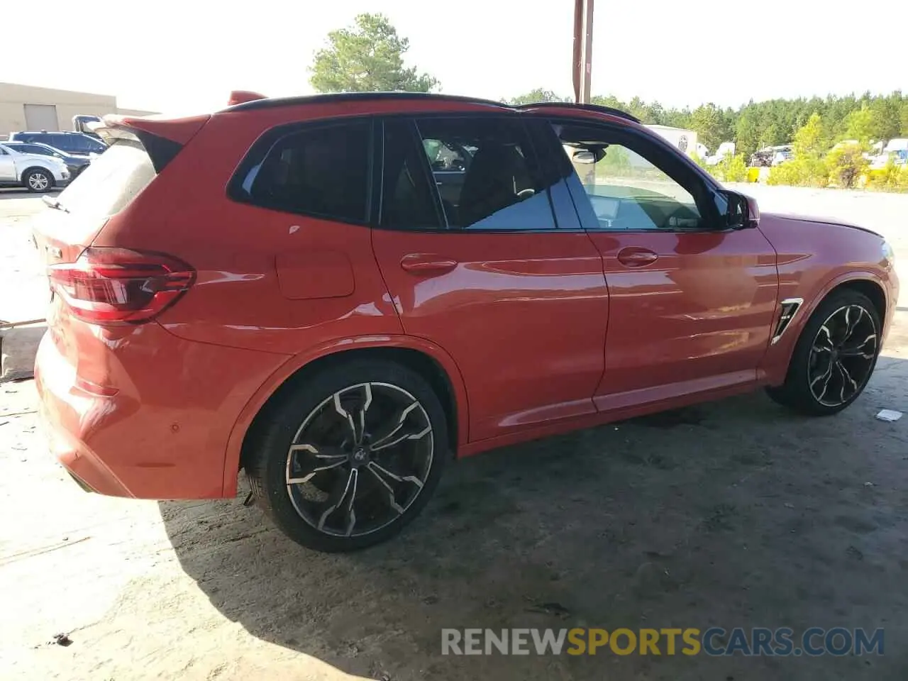3 Photograph of a damaged car 5YMTS0C04LLT10617 BMW X3 2020