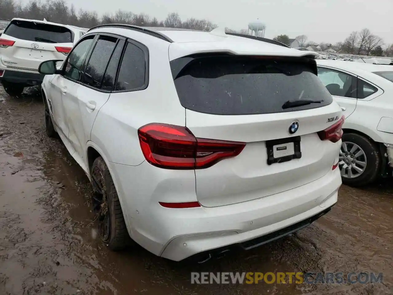 3 Photograph of a damaged car 5YMTS0C06L9B03503 BMW X3 2020