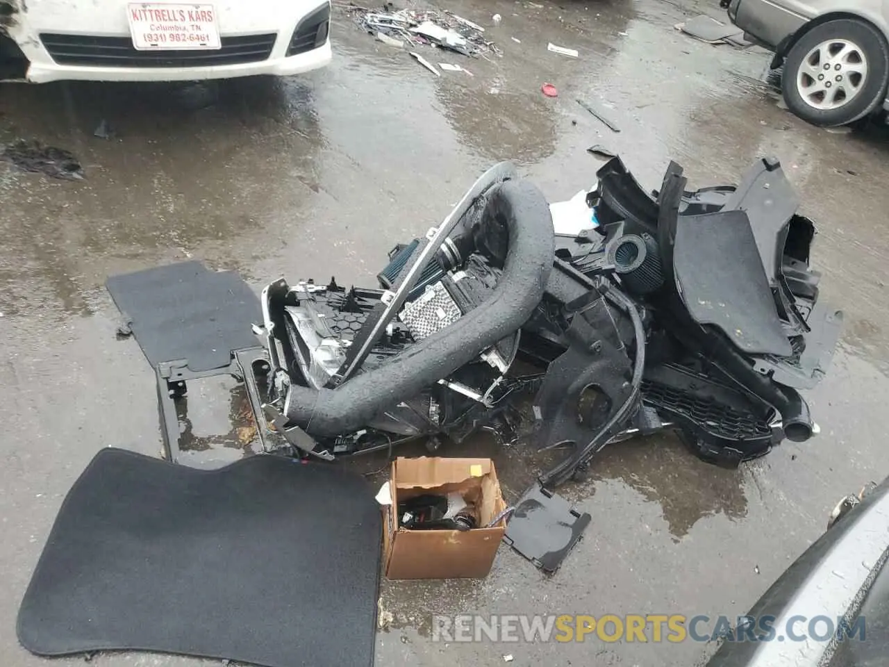 13 Photograph of a damaged car 5YMTS0C06LLT10876 BMW X3 2020