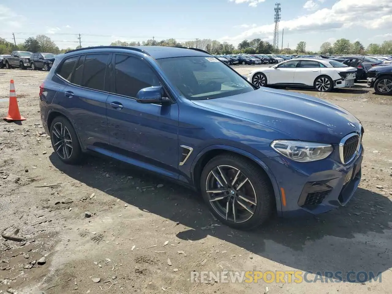 4 Photograph of a damaged car 5YMTS0C06LLT11123 BMW X3 2020