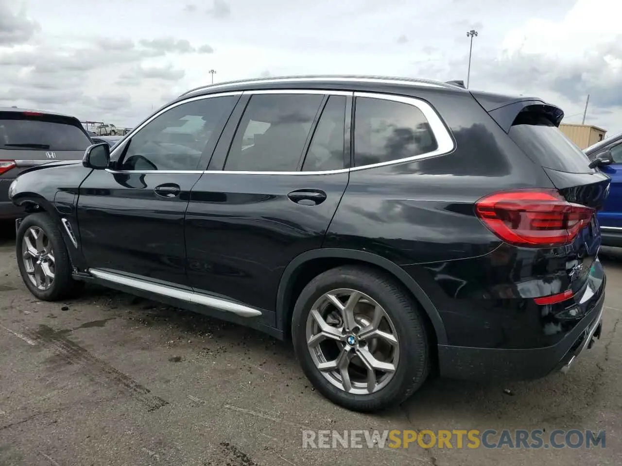 2 Photograph of a damaged car 5UXTS1C00M9E10521 BMW X3 2021