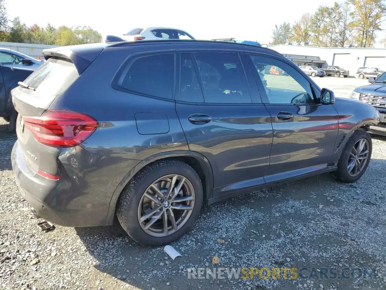 3 Photograph of a damaged car 5UXTS1C03M9G99605 BMW X3 2021