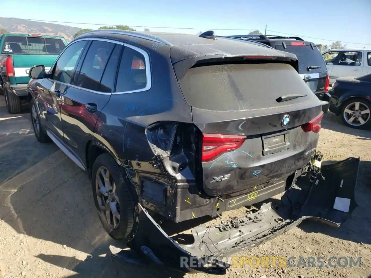 3 Photograph of a damaged car 5UXTS1C04M9G94073 BMW X3 2021