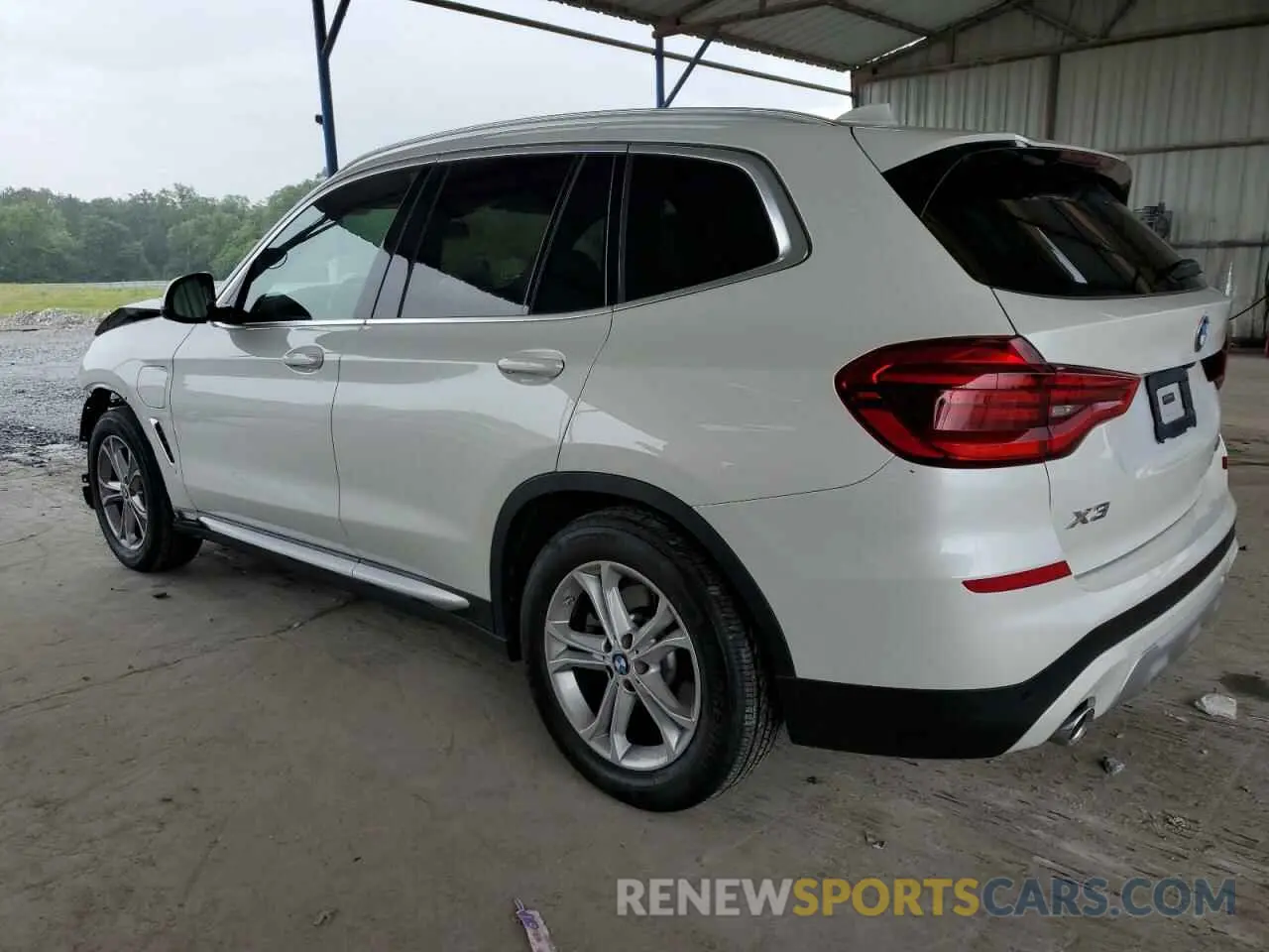 2 Photograph of a damaged car 5UXTS1C07M9E94983 BMW X3 2021