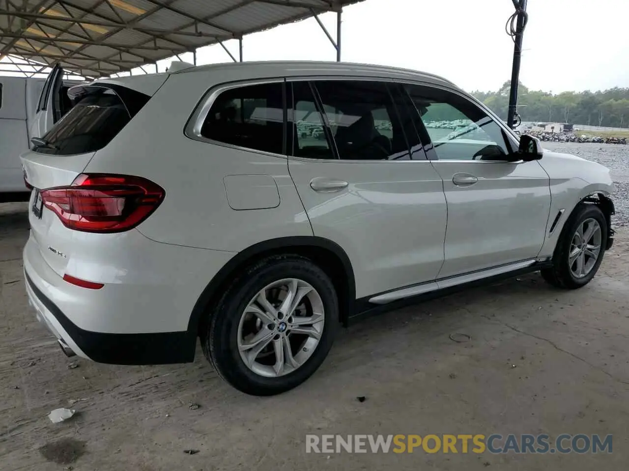 3 Photograph of a damaged car 5UXTS1C07M9E94983 BMW X3 2021