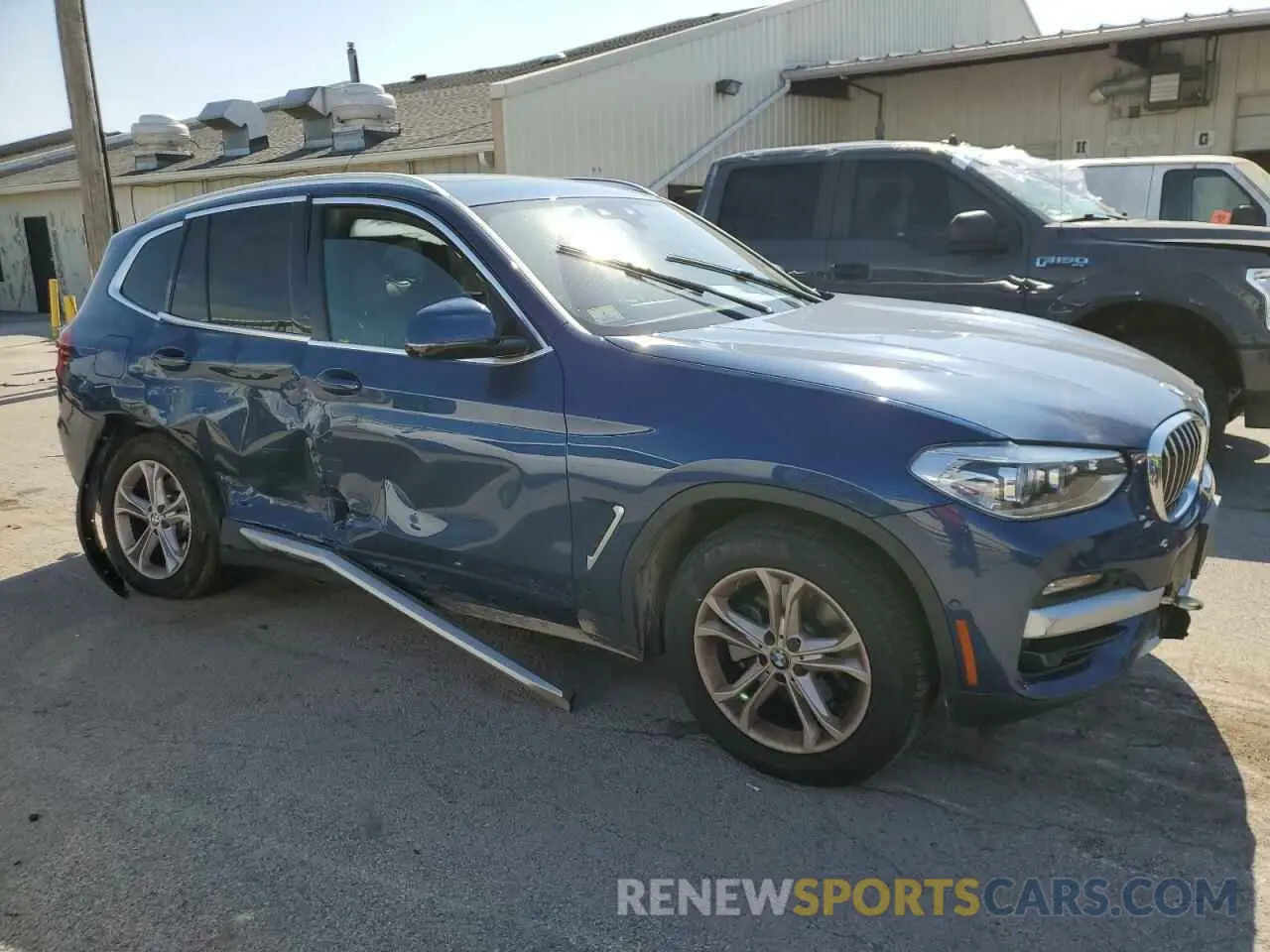 4 Photograph of a damaged car 5UXTS1C0XM9G62535 BMW X3 2021