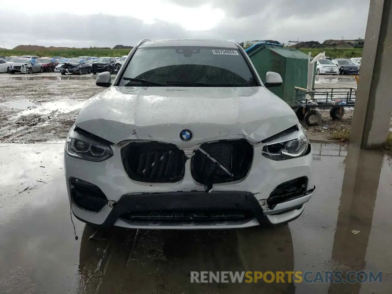 5 Photograph of a damaged car 5UXTY3C00M9E74746 BMW X3 2021