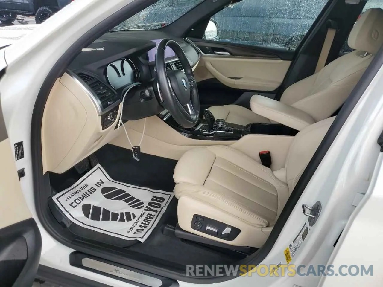 7 Photograph of a damaged car 5UXTY3C00M9E74746 BMW X3 2021