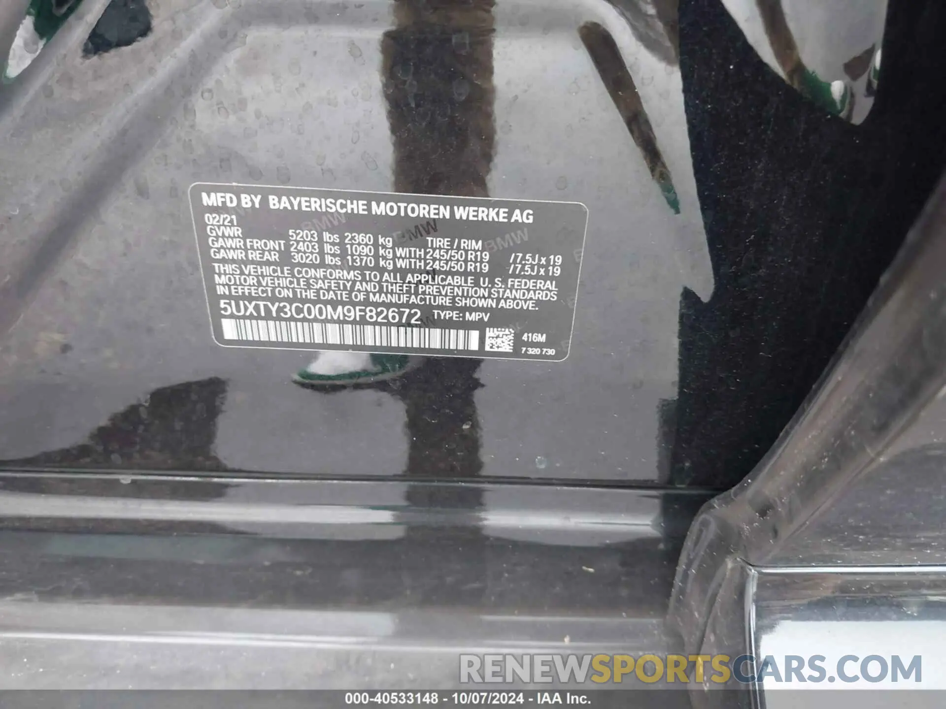 9 Photograph of a damaged car 5UXTY3C00M9F82672 BMW X3 2021