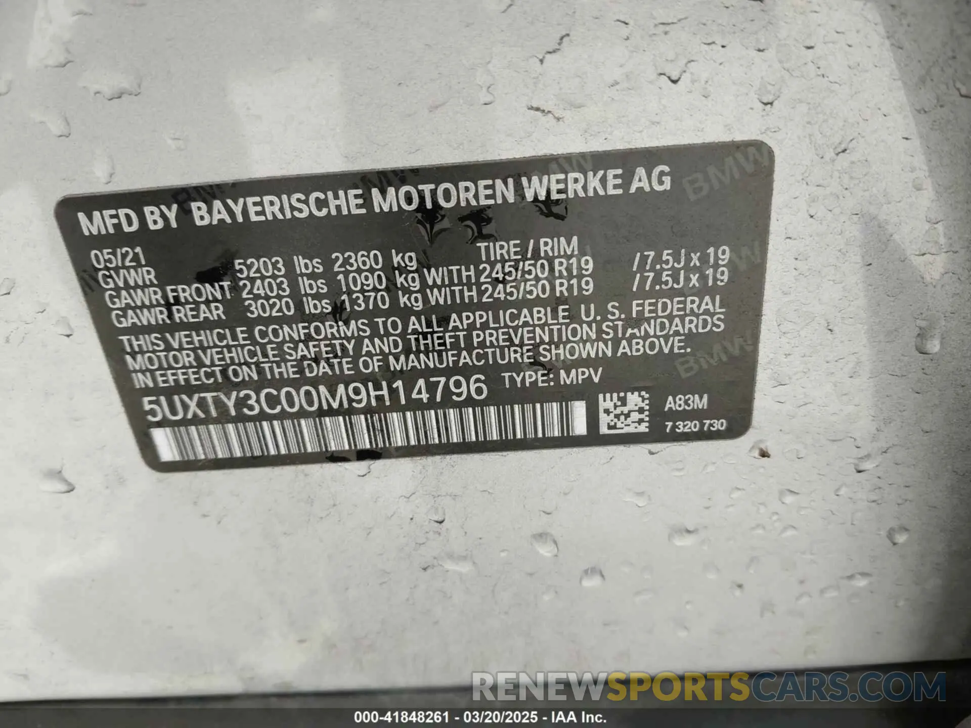9 Photograph of a damaged car 5UXTY3C00M9H14796 BMW X3 2021