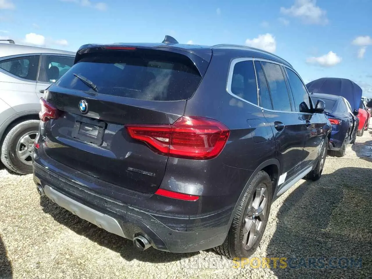 3 Photograph of a damaged car 5UXTY3C01M9E20680 BMW X3 2021