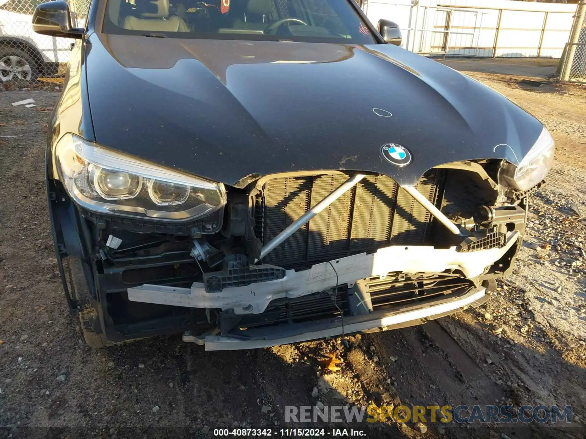 6 Photograph of a damaged car 5UXTY3C01M9E34224 BMW X3 2021