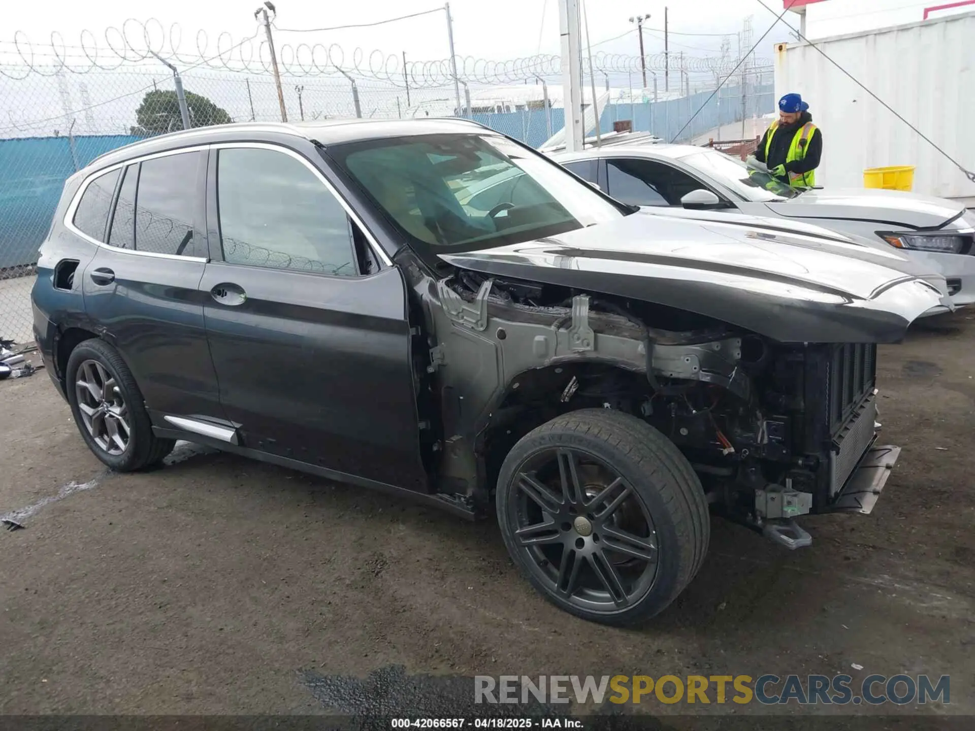 14 Photograph of a damaged car 5UXTY3C01M9E48706 BMW X3 2021