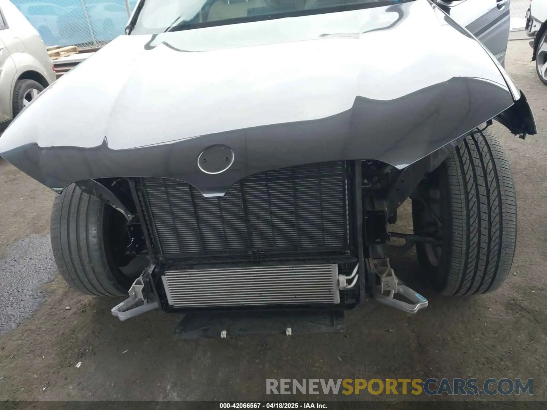 6 Photograph of a damaged car 5UXTY3C01M9E48706 BMW X3 2021