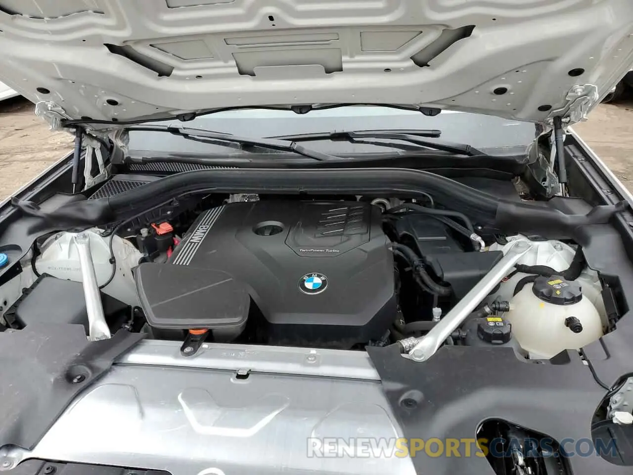 12 Photograph of a damaged car 5UXTY3C01M9F12811 BMW X3 2021
