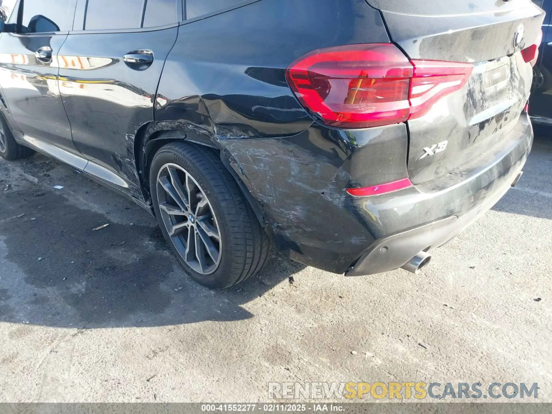 6 Photograph of a damaged car 5UXTY3C01M9F98430 BMW X3 2021