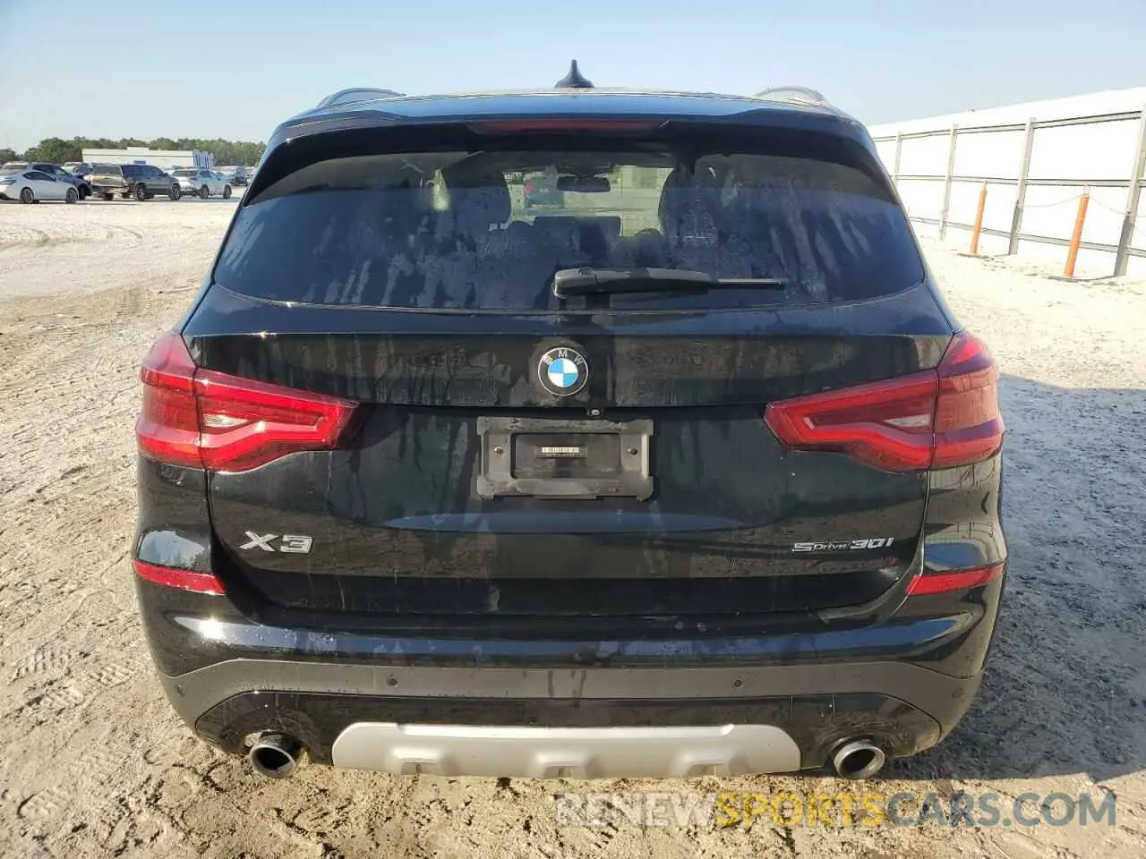 6 Photograph of a damaged car 5UXTY3C01M9G42670 BMW X3 2021