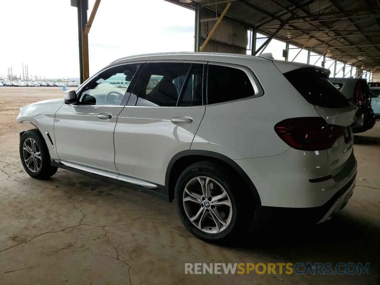 2 Photograph of a damaged car 5UXTY3C01M9H64252 BMW X3 2021