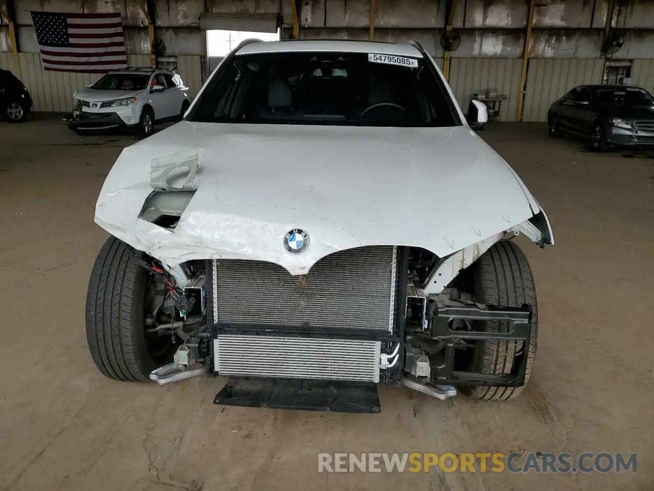 5 Photograph of a damaged car 5UXTY3C01M9H64252 BMW X3 2021