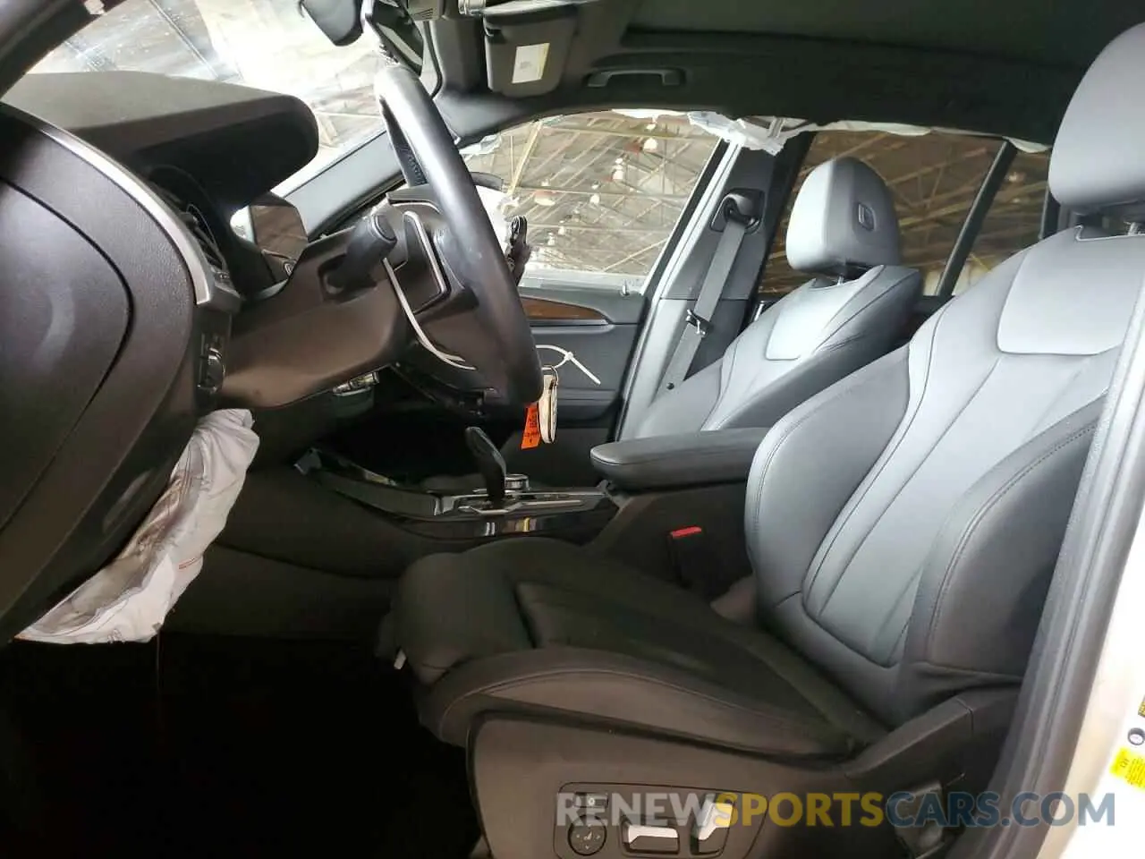 7 Photograph of a damaged car 5UXTY3C01M9H64252 BMW X3 2021