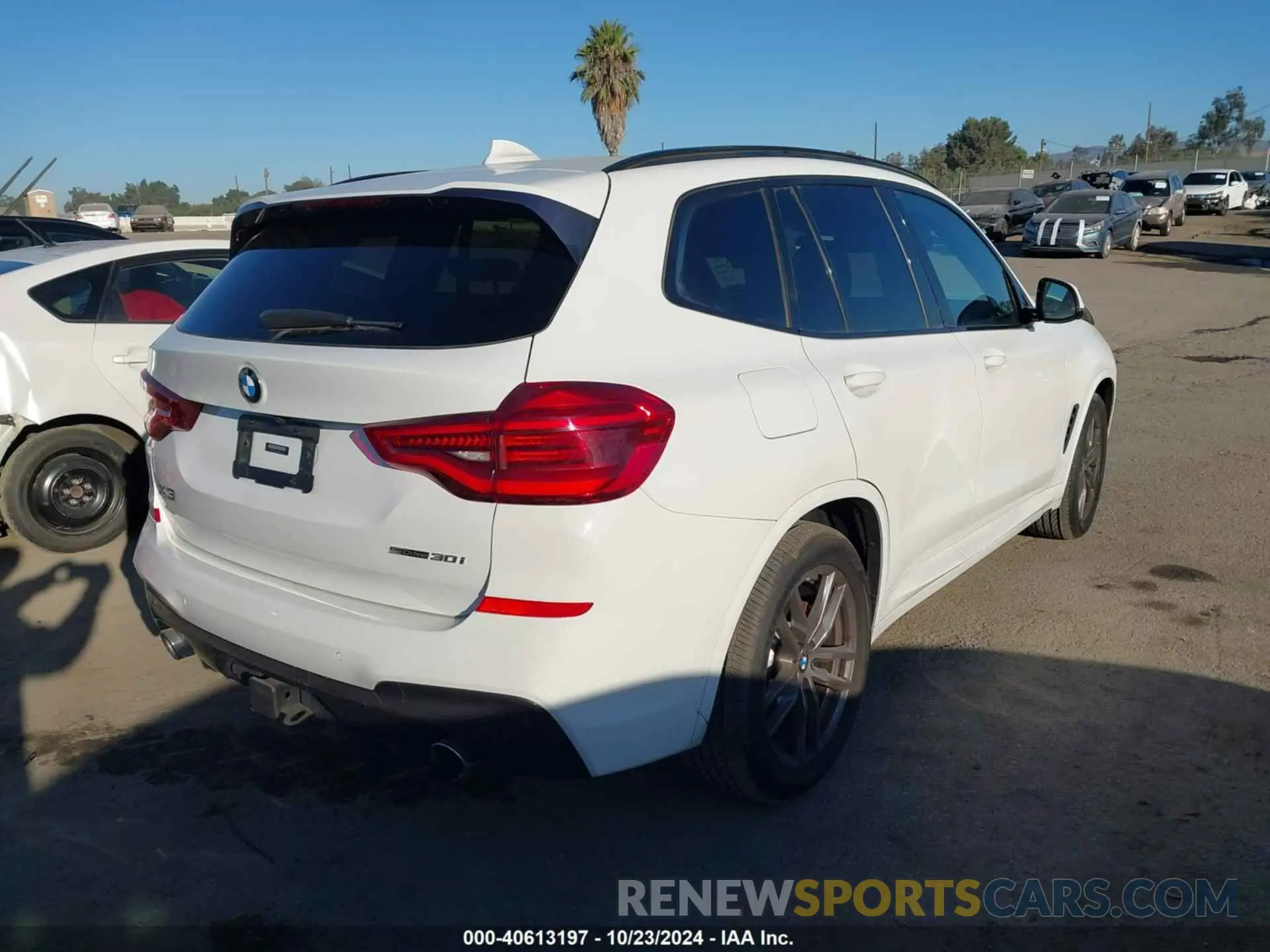 4 Photograph of a damaged car 5UXTY3C02M9H10507 BMW X3 2021