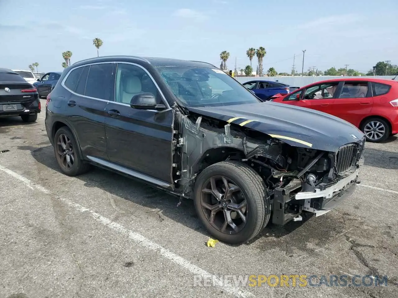 4 Photograph of a damaged car 5UXTY3C02M9H48593 BMW X3 2021