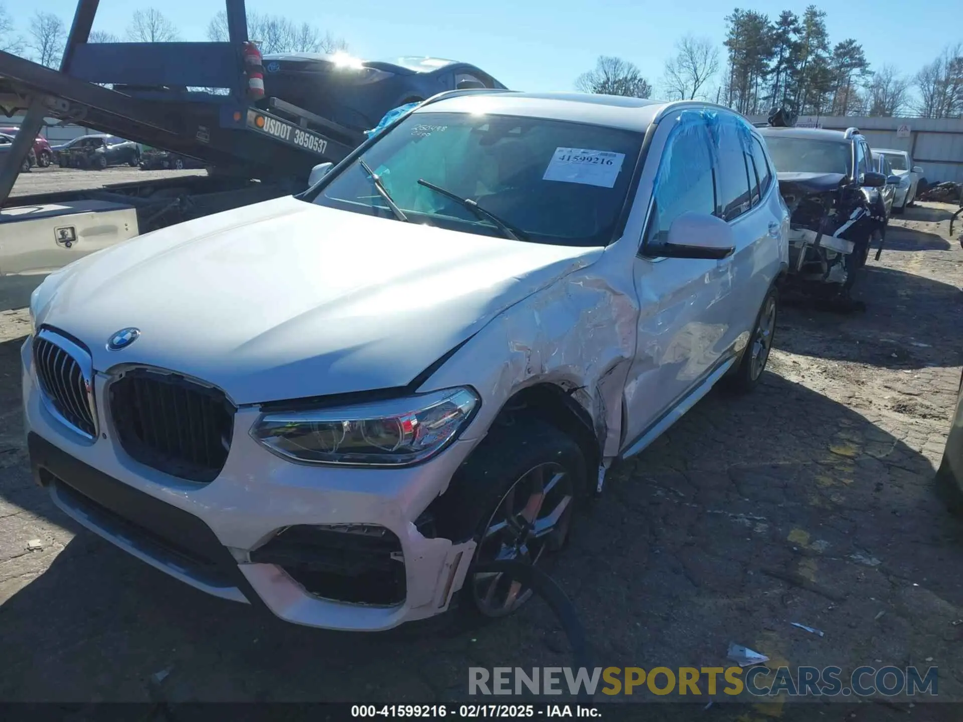 2 Photograph of a damaged car 5UXTY3C03M9H57528 BMW X3 2021