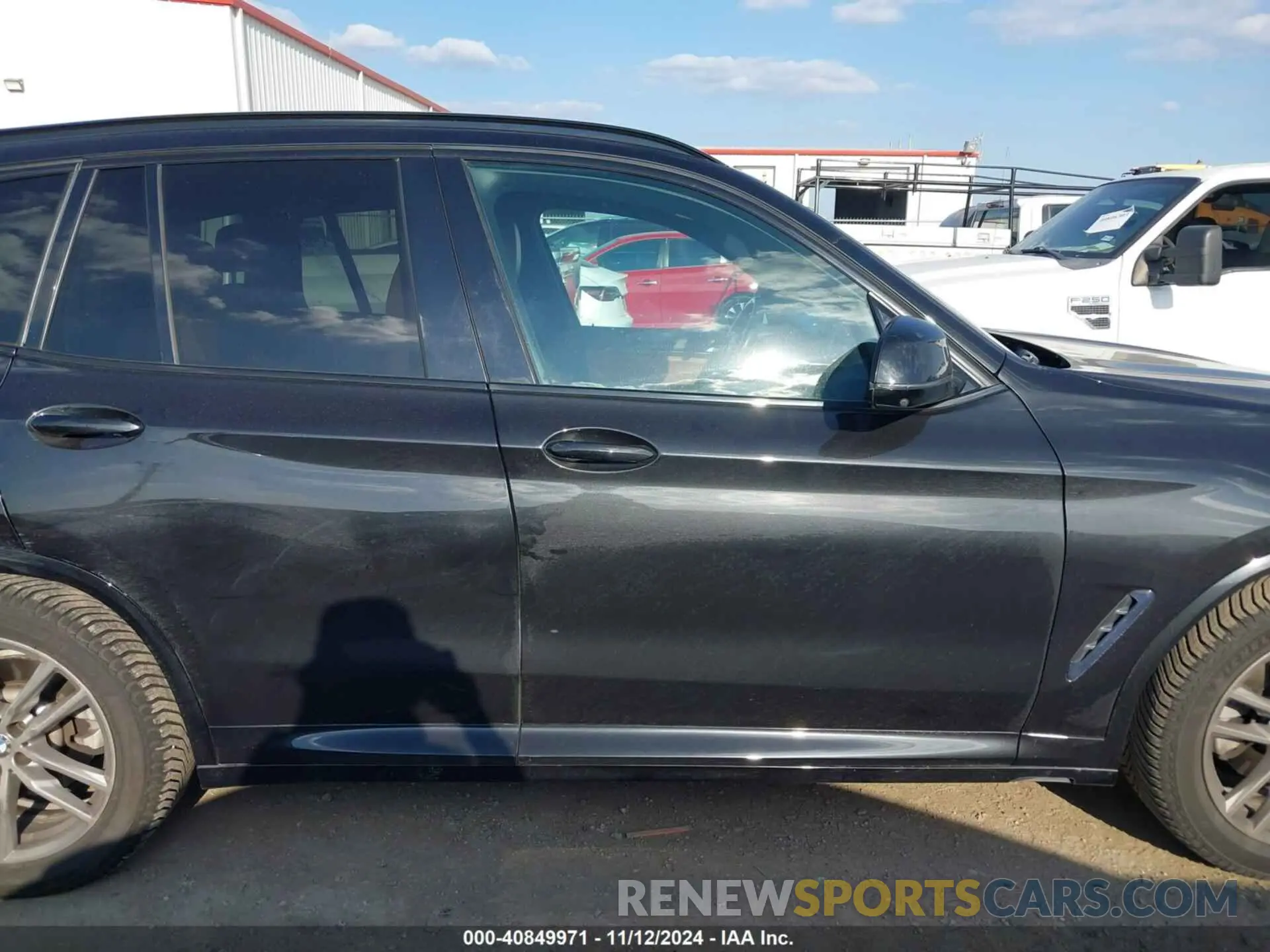 13 Photograph of a damaged car 5UXTY3C03M9H99388 BMW X3 2021