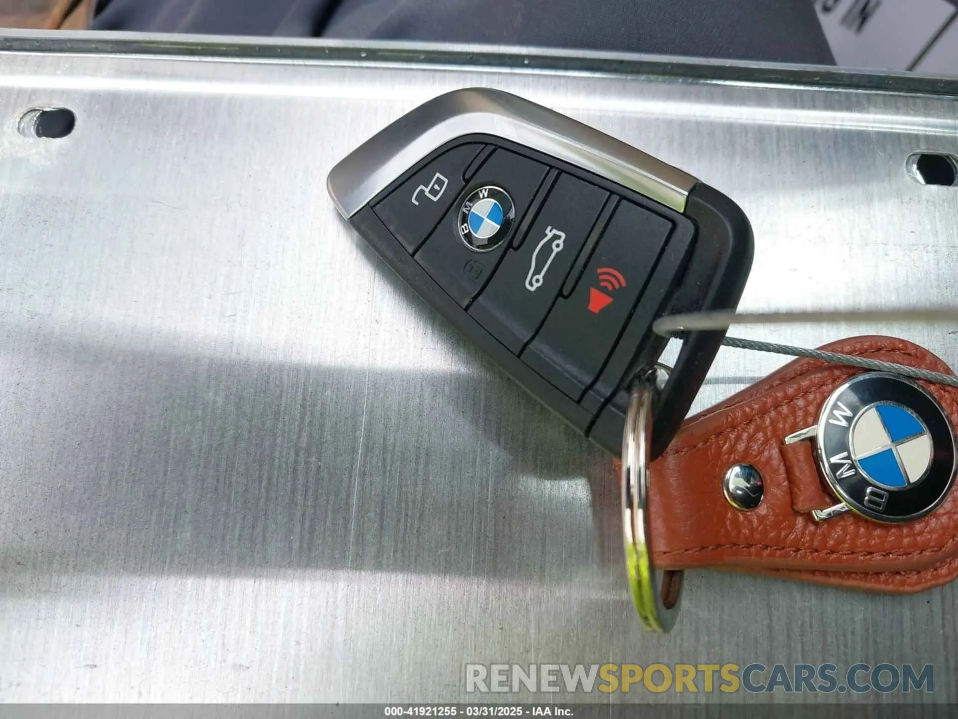 11 Photograph of a damaged car 5UXTY3C04M9D81731 BMW X3 2021