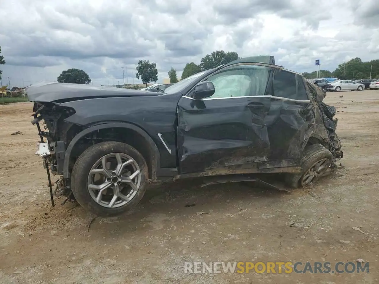 1 Photograph of a damaged car 5UXTY3C04M9E41605 BMW X3 2021