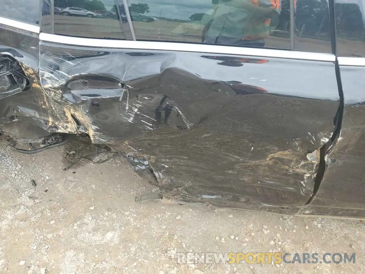 11 Photograph of a damaged car 5UXTY3C04M9E41605 BMW X3 2021