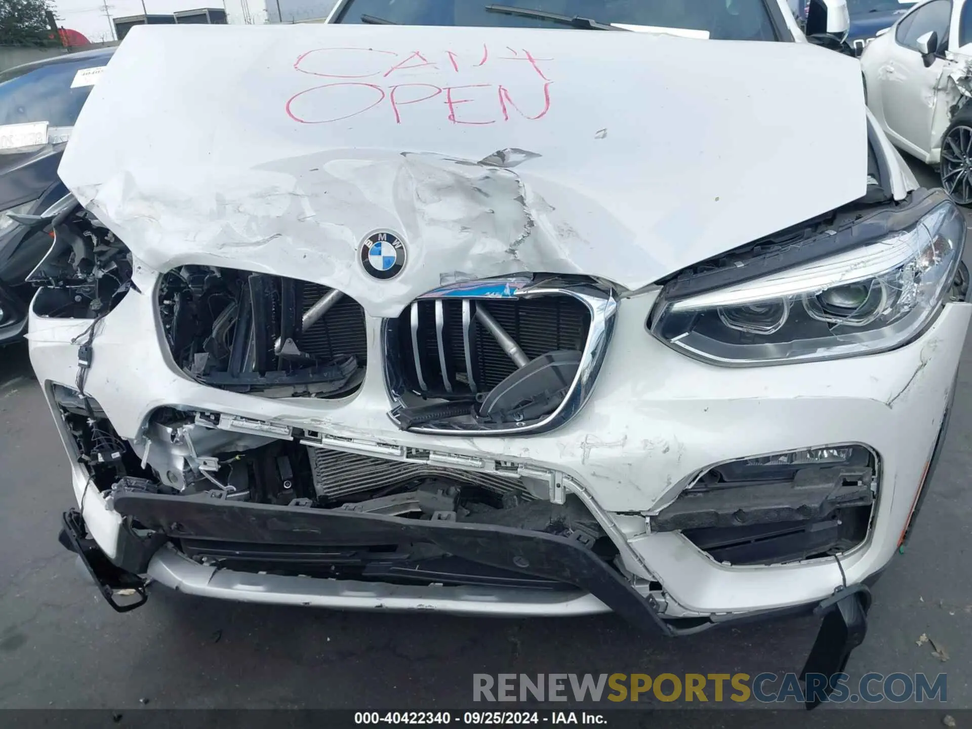17 Photograph of a damaged car 5UXTY3C04M9E99729 BMW X3 2021