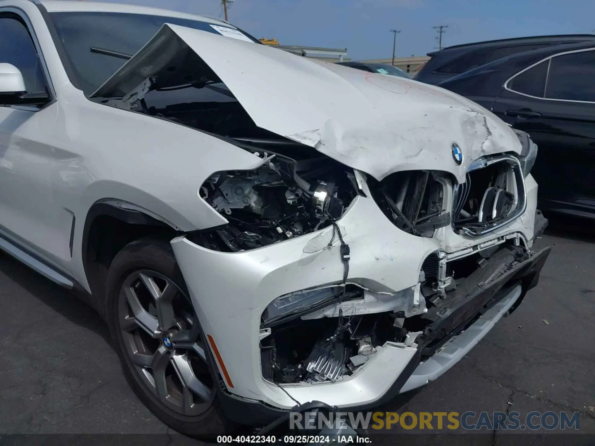 6 Photograph of a damaged car 5UXTY3C04M9E99729 BMW X3 2021