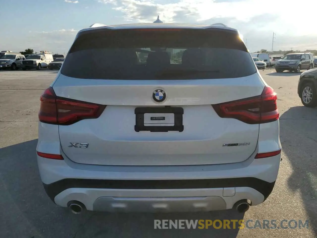 6 Photograph of a damaged car 5UXTY3C04M9G51802 BMW X3 2021