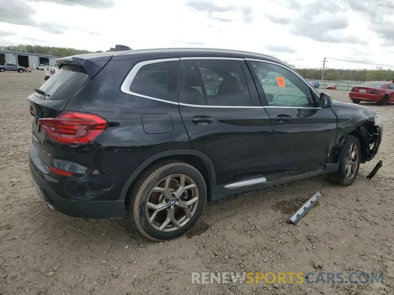 3 Photograph of a damaged car 5UXTY3C05M9F87947 BMW X3 2021