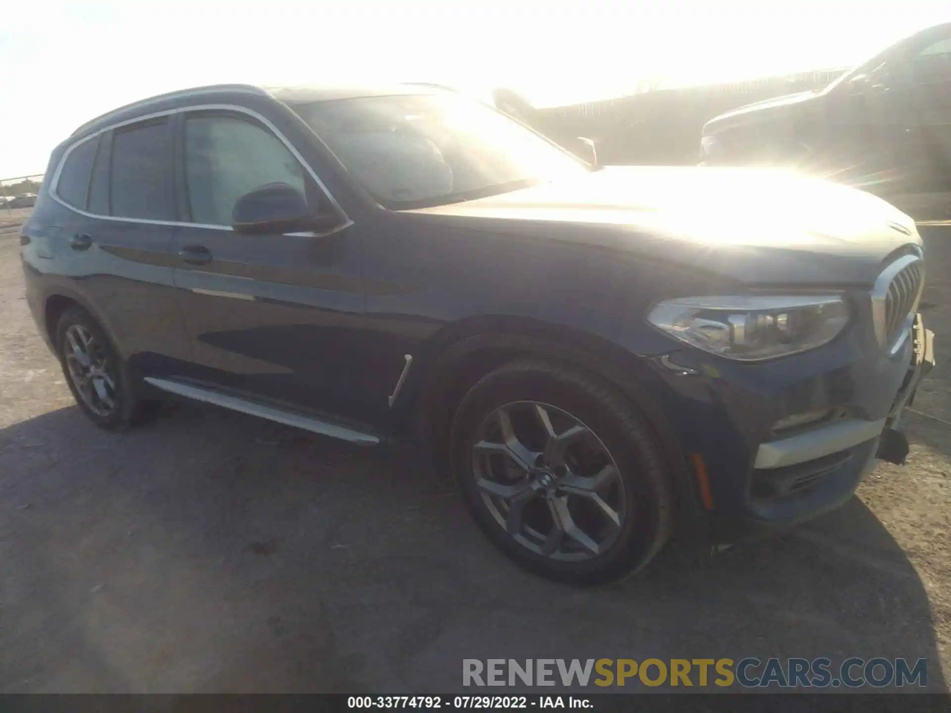 1 Photograph of a damaged car 5UXTY3C05M9G09283 BMW X3 2021