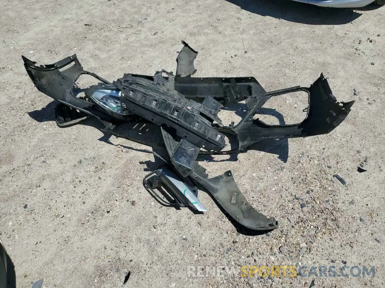 13 Photograph of a damaged car 5UXTY3C06M9E29889 BMW X3 2021