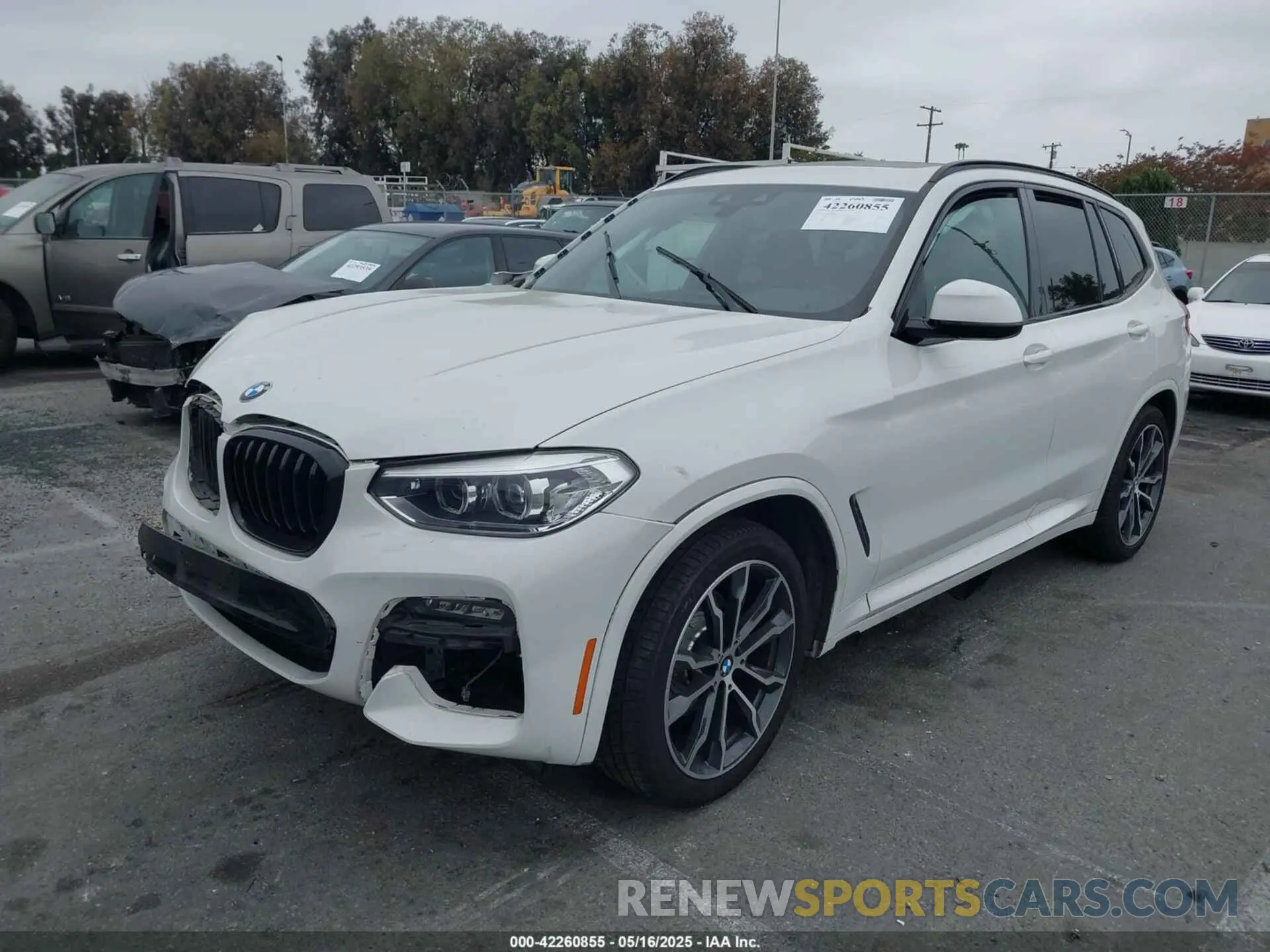 2 Photograph of a damaged car 5UXTY3C06M9G70867 BMW X3 2021
