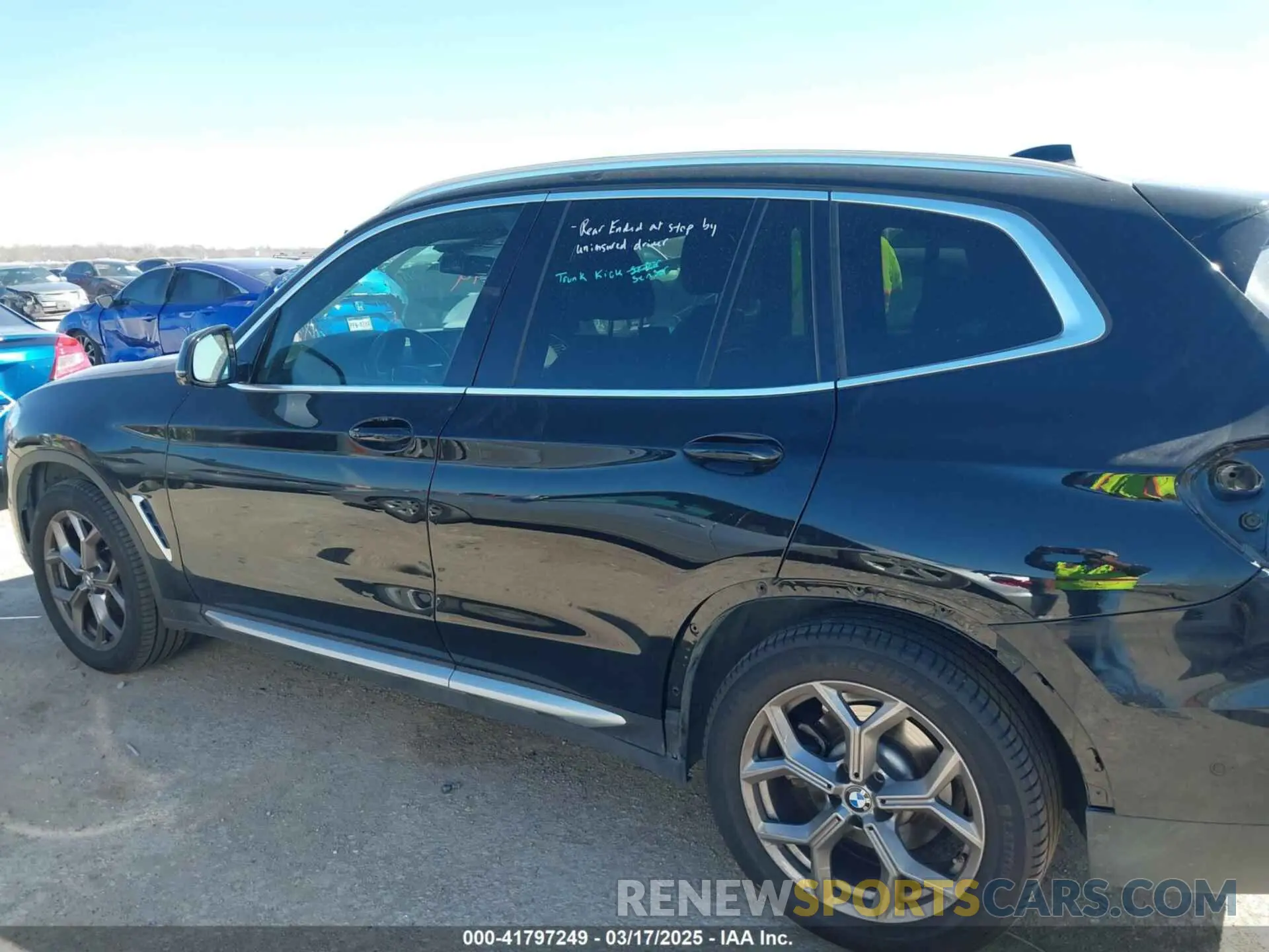 14 Photograph of a damaged car 5UXTY3C06M9H04614 BMW X3 2021