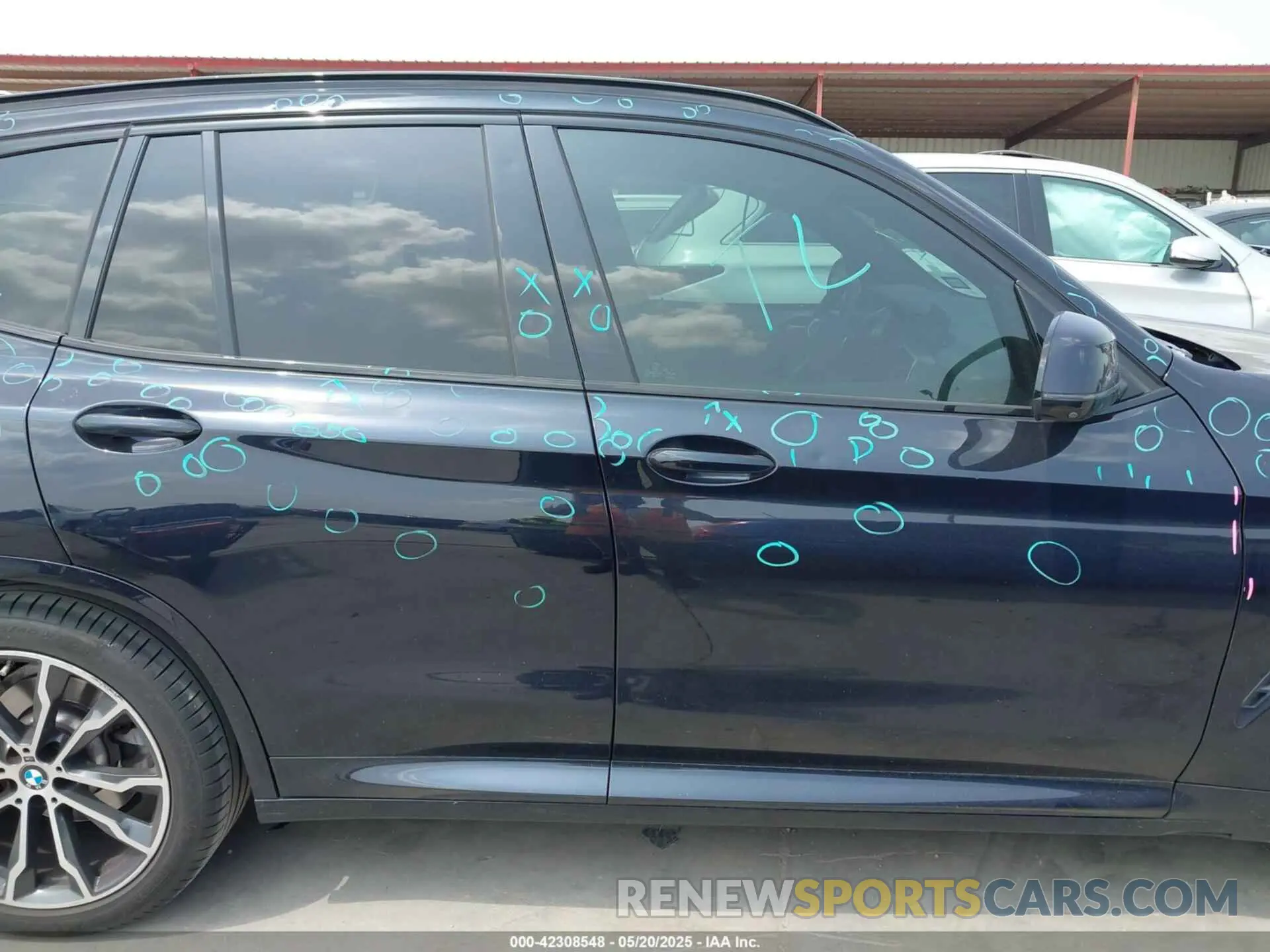 13 Photograph of a damaged car 5UXTY3C07M9D93761 BMW X3 2021
